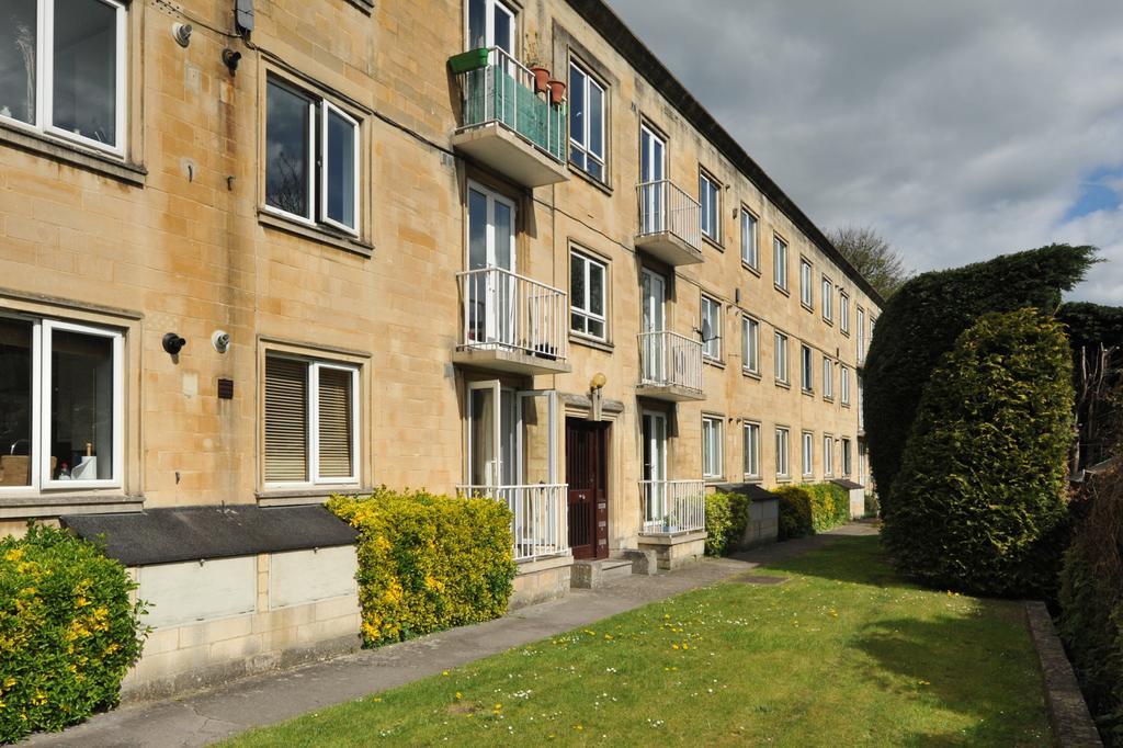 Kensington Court Apartment Bath Luaran gambar